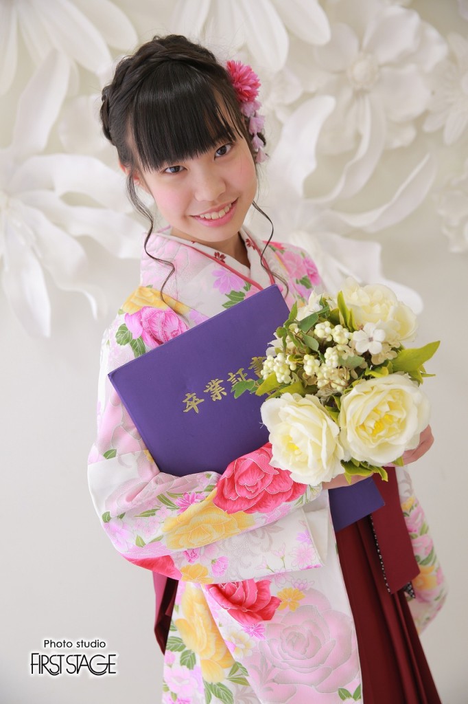 袴　卒業袴　ピンク　着物　撮影　前撮り　卒業式前撮り　小学生