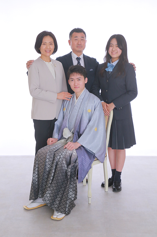 男性袴 家族写真