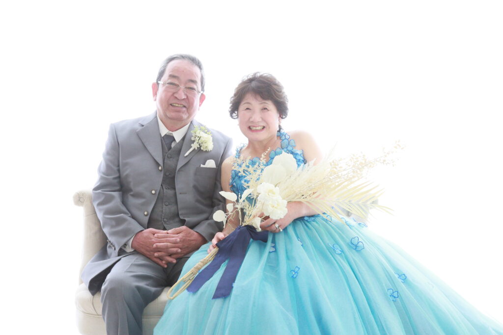 シニア　ウェディング　夫婦