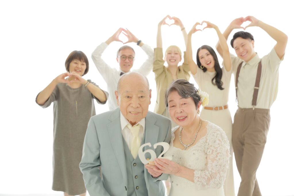 ウェディング　ﾄﾞﾚｽ　大人婚　銀婚式　金婚式