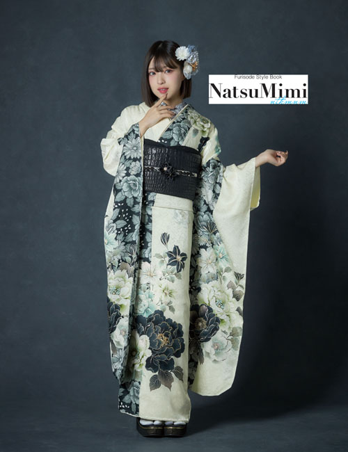 【NATSUMIMI】成人式振袖（白/くすみ系）│振袖レンタル＆購入｜大阪・京都・奈良・兵庫・四日市の成人式撮影ならファーストステージへ