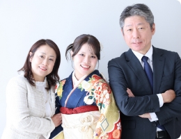 成人式振袖購入プラン|振袖プラン|振袖レンタル&購入|大阪・京都・奈良・兵庫・四日市の成人式撮影ならファーストステージへ|成約特典 前撮り撮影料金が無料!