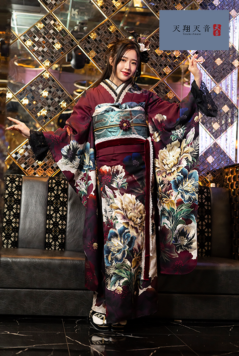 天翔天音の最新振袖