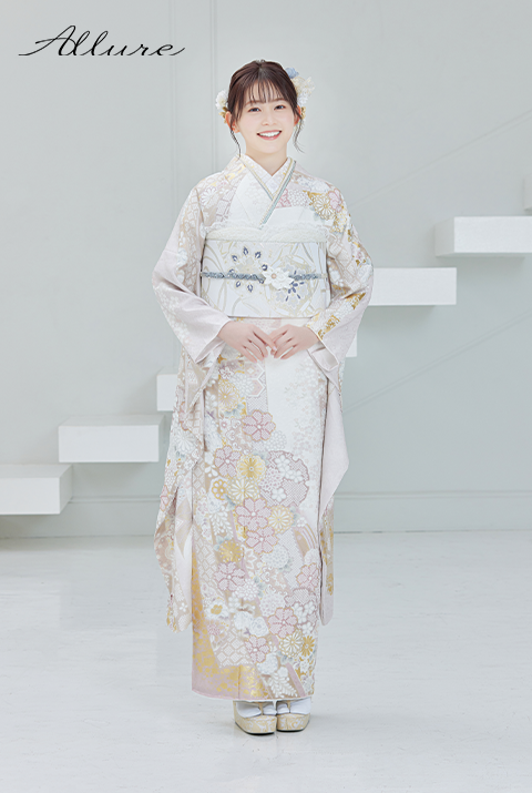allureの最新振袖