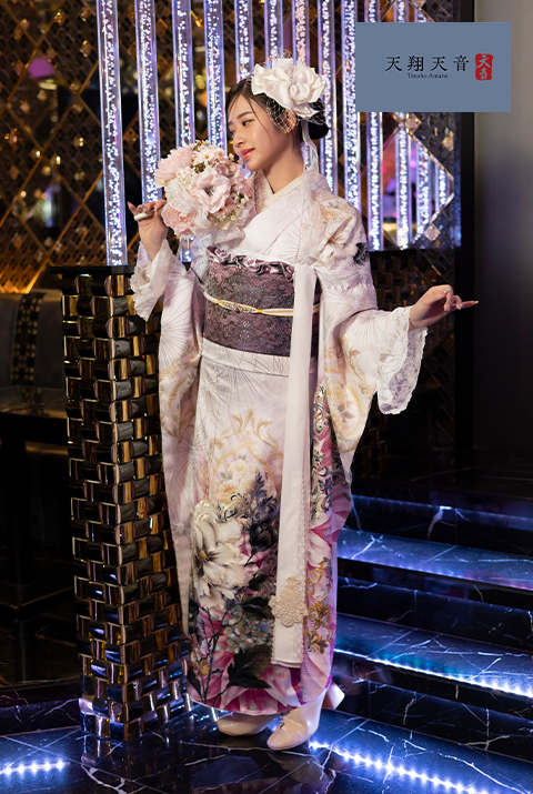 天翔天音の最新振袖