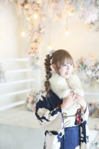紺色　振袖　コーディネート