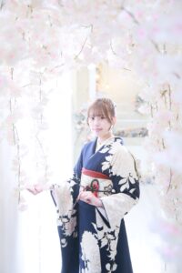 前撮り　振袖コーディネート　紺色