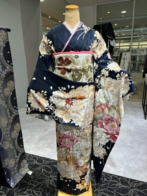 紺色、上品お振袖