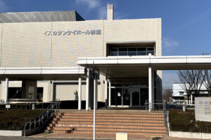 鈴鹿市民会館　鈴鹿市成人式　成人式会場