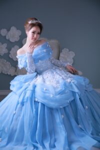水色ドレス　シンデレラ　振袖前撮り　ドレス撮影