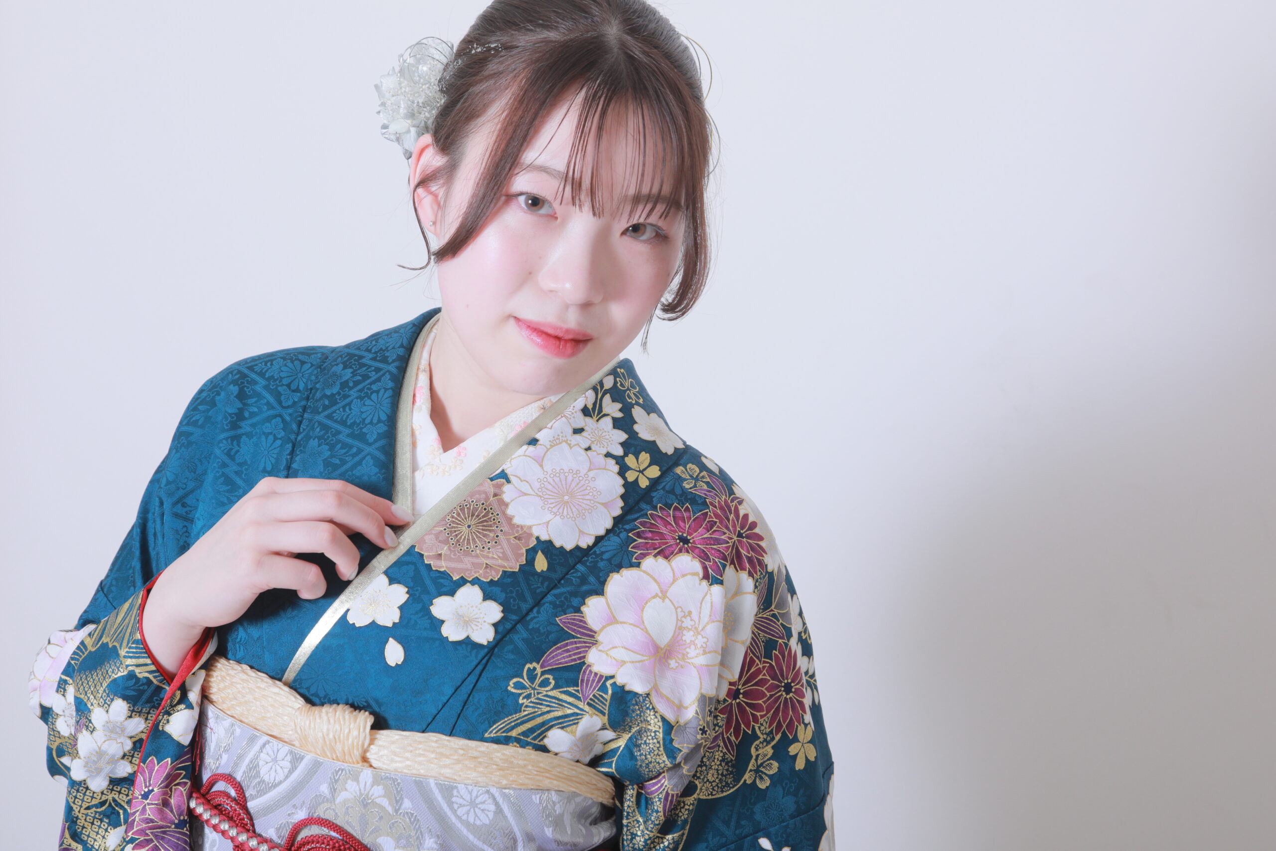【成人式】振袖には私らしいネイルで♪　ファーストステージ真美ケ丘店