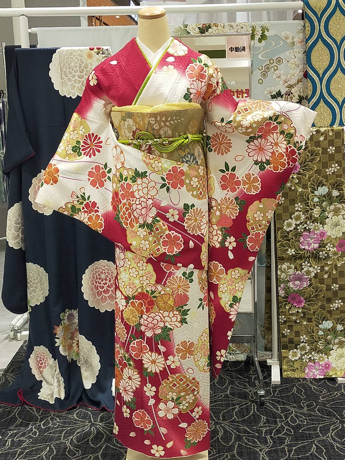 【振袖】振袖の柄の意味とは【特集】