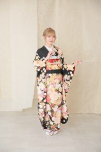振袖　黒　かわいい
