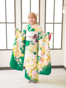 緑　振袖