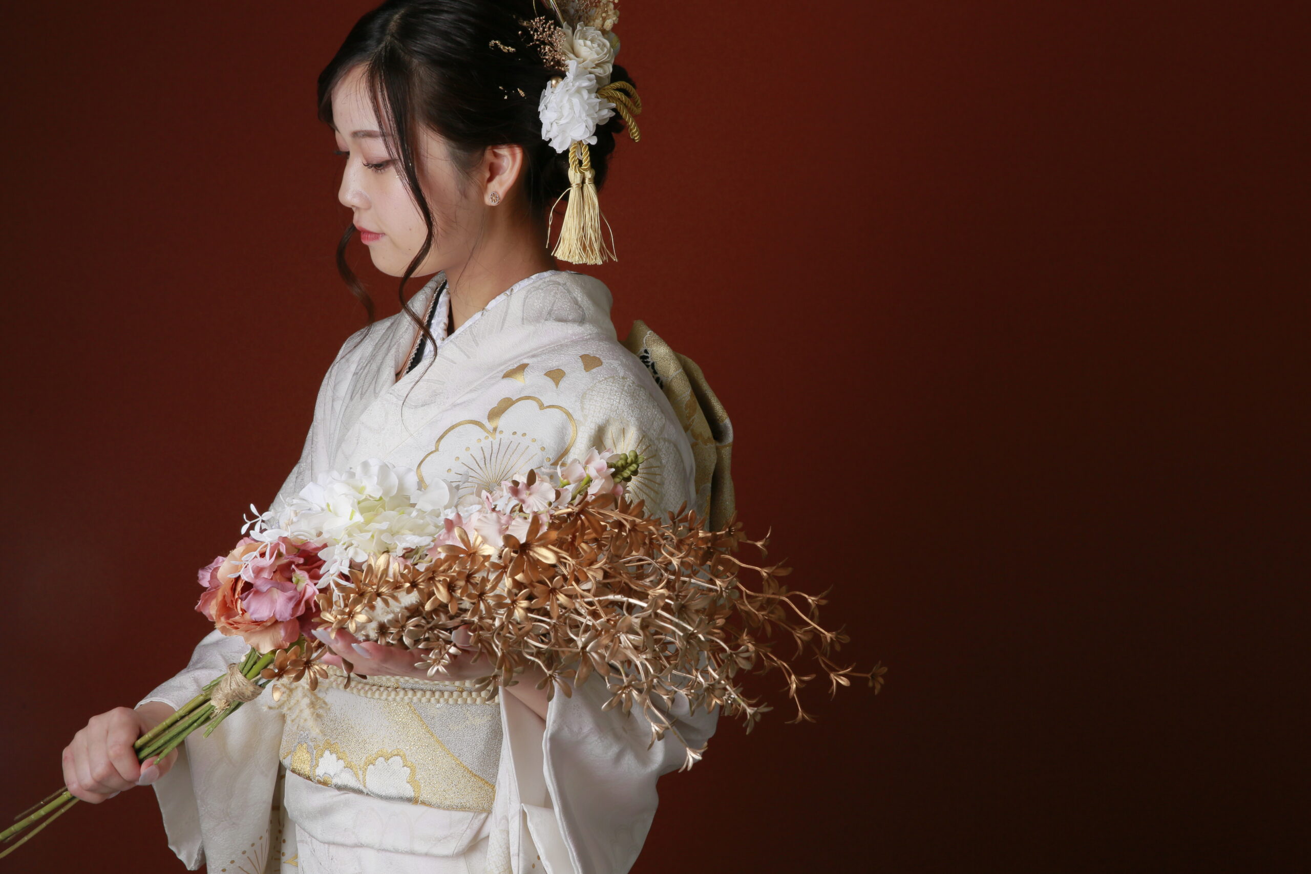 【髪飾りとしても人気！】お祝いになぜ「ドライフラワー」？