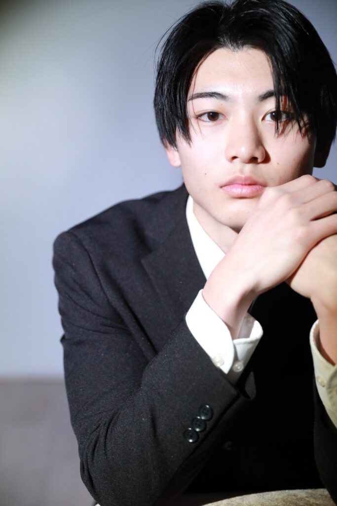 20歳 スーツフォト お祝い 男の子