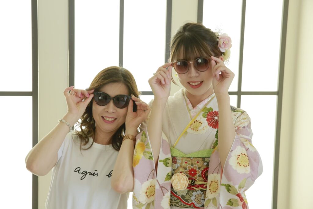 振袖　家族写真　親