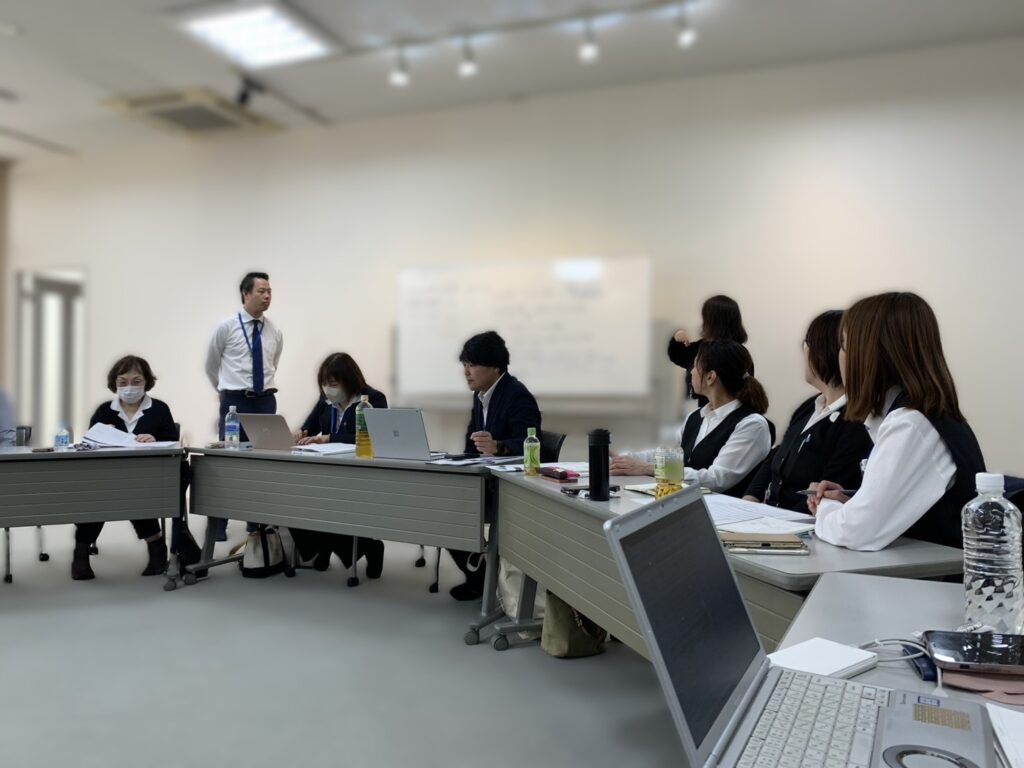 会議　会社行事　