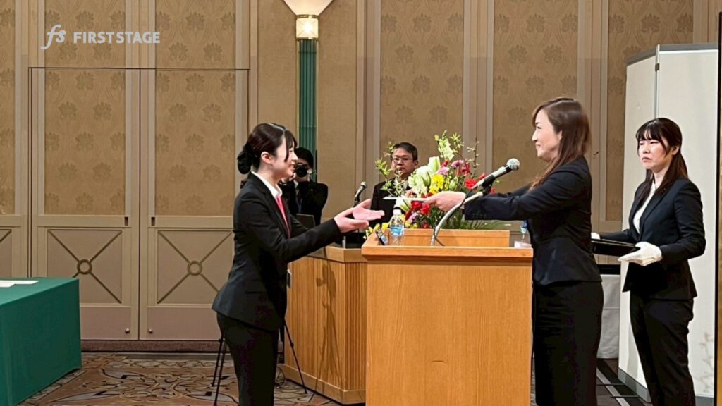 株式会社ファーストステージ　京ろまんグループホールディングス　入社式　会社行事
