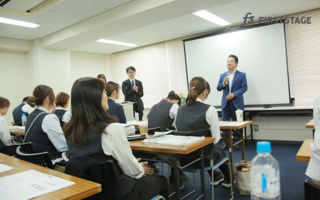 【共有会】全員で学ぶ勉強会を開催